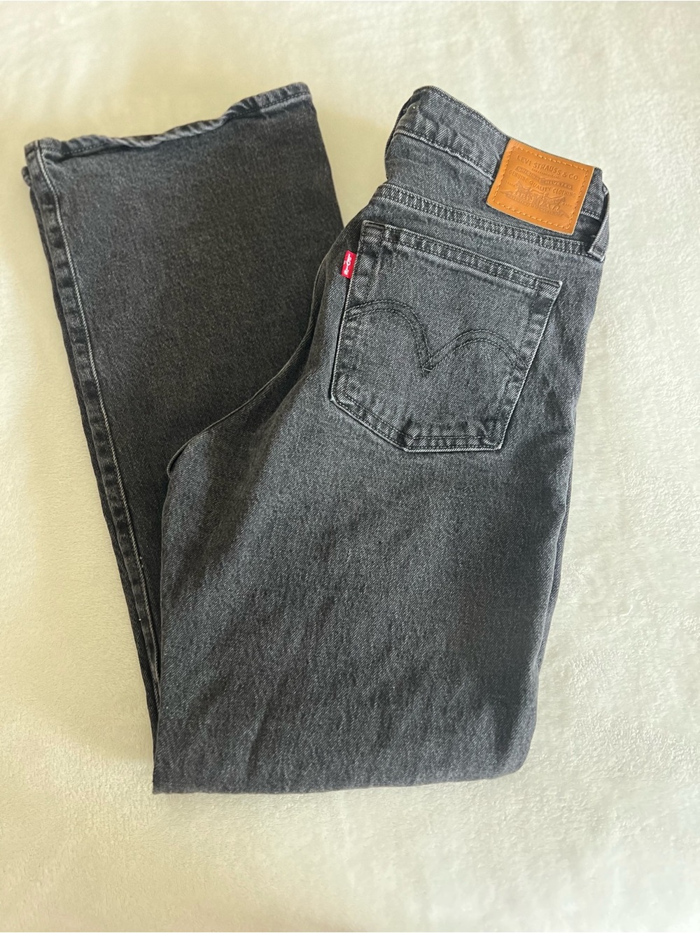 Levi's Women’s Black Denim Jeans - Classic Five-Pocket Style
